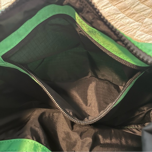 Baggu Medium Crescent - Aloe - Picture 6 of 6